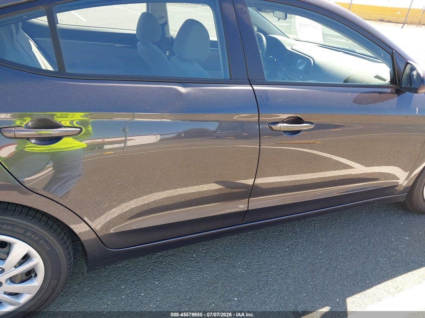 2020 HYUNDAI ELANTRA auction photo 6