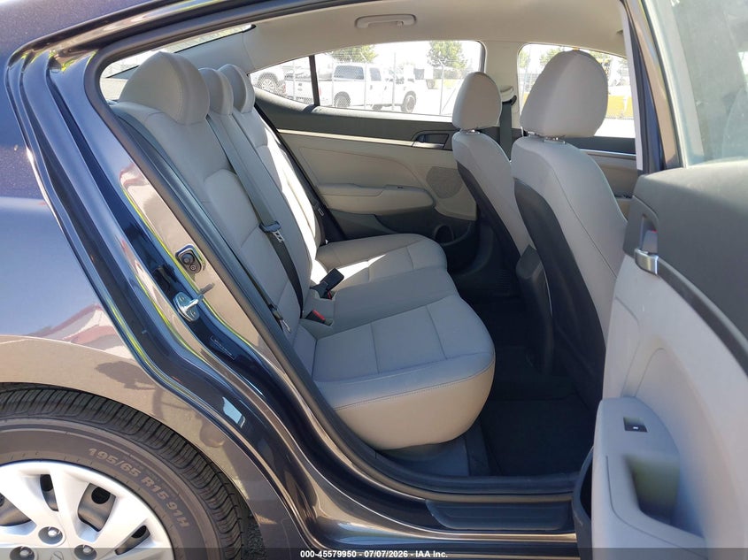 2020 HYUNDAI ELANTRA auction photo 8