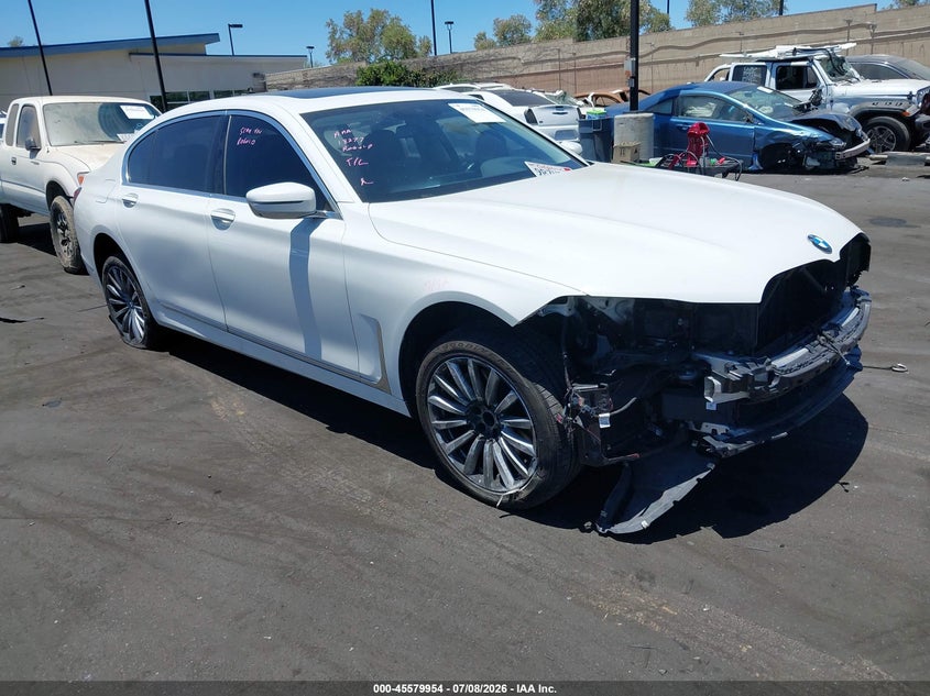 2022 BMW 740 auction photo 1