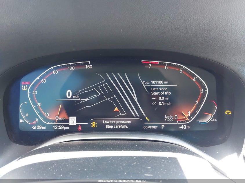 2022 BMW 740 auction photo 7