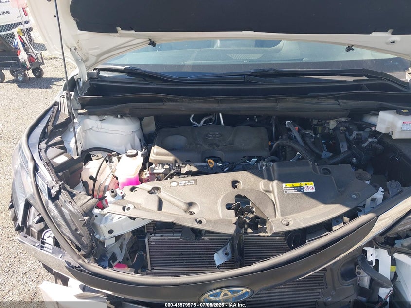 TOYOTA SIENNA 2024 VIN 5TDKRKEC4RS212794