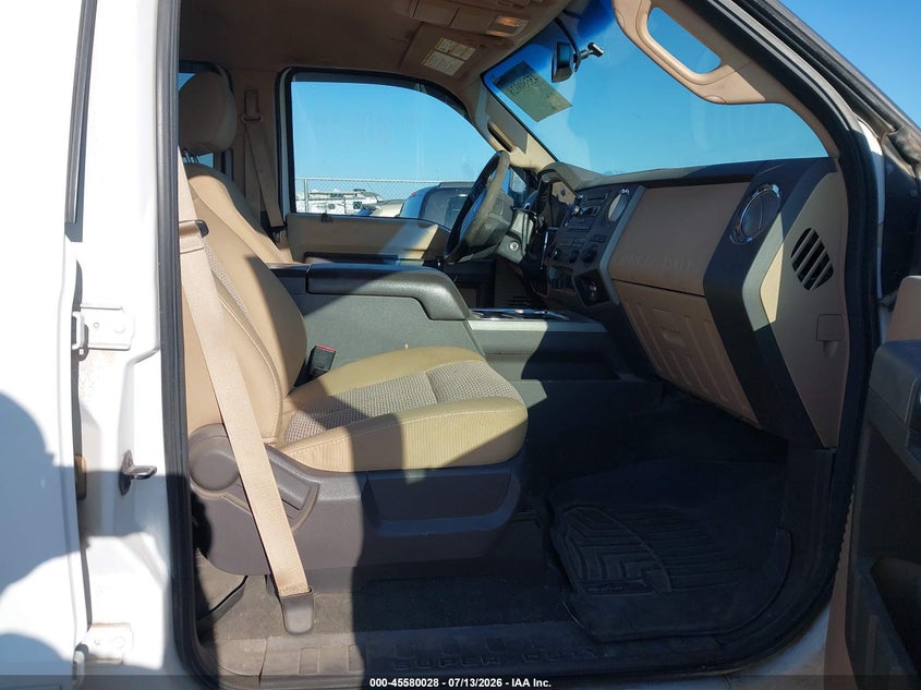 2011 FORD SUPER DUTY F-250 SRW auction photo 5