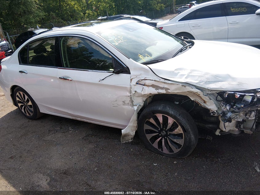 2017 HONDA ACCORD HYBRID auction photo 6