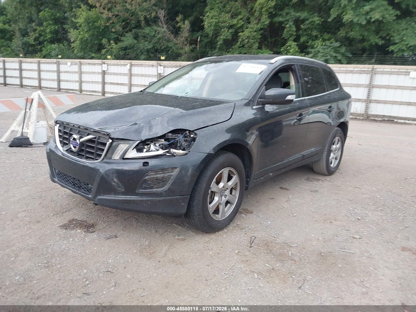 2012 VOLVO XC60 auction photo 2