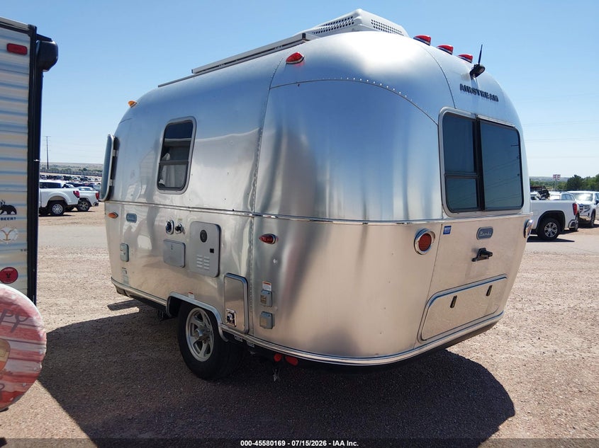 2021 AIRSTREAM BAMBI auction photo 3