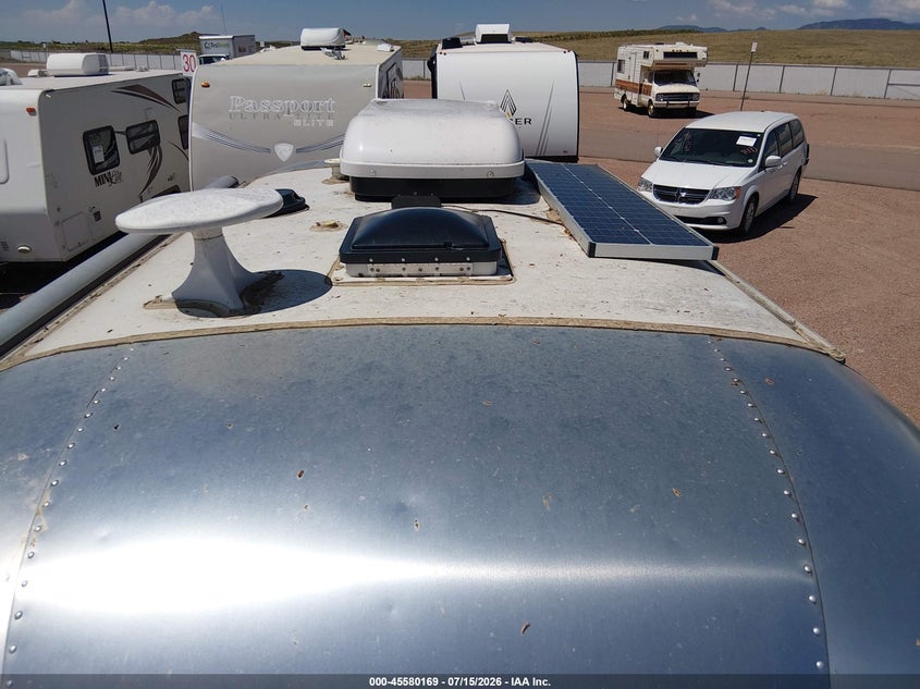 2021 AIRSTREAM BAMBI auction photo 6