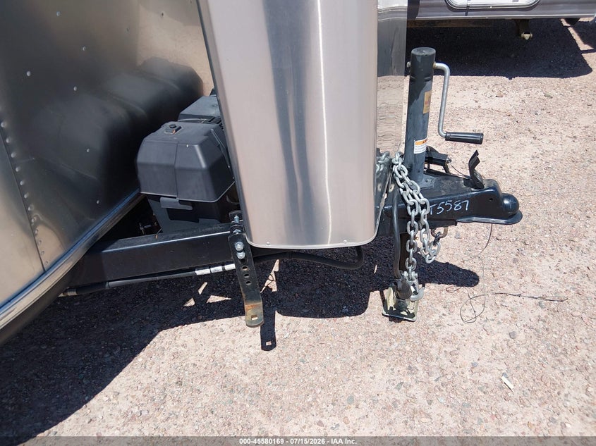 2021 AIRSTREAM BAMBI auction photo 7