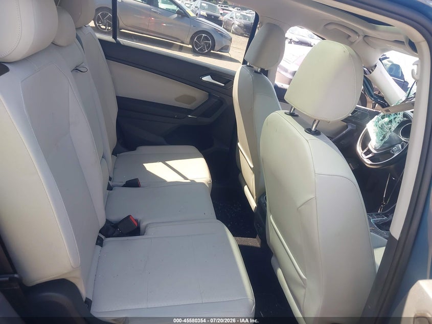 2018 VOLKSWAGEN TIGUAN auction photo 8