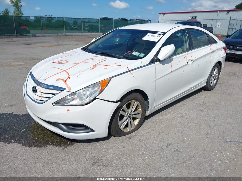 2013 HYUNDAI SONATA auction photo 2