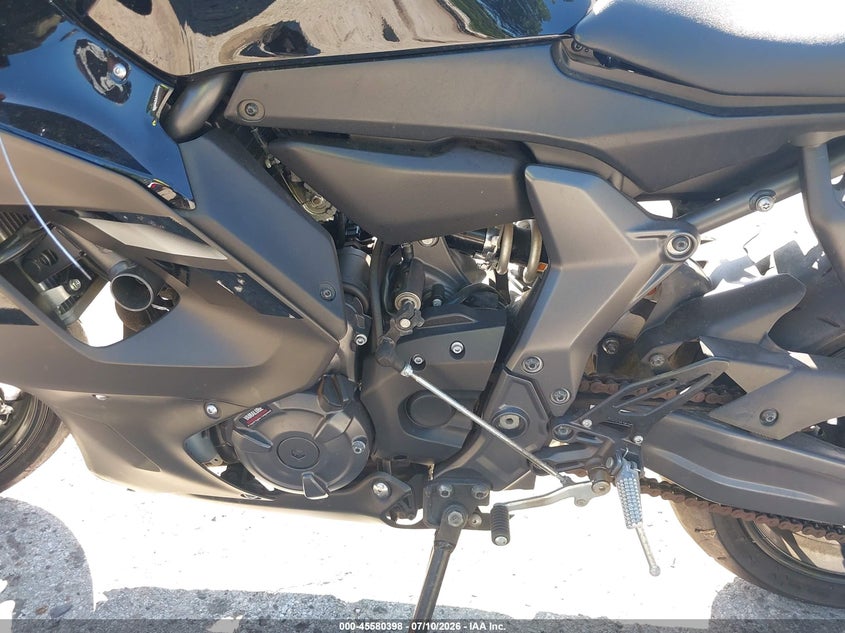2024 Yamaha Yzfr7 VIN: JYARM38E9RA010462 Lot: 45580398