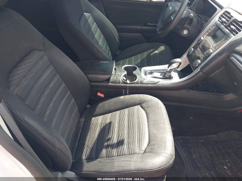 2016 FORD FUSION auction photo 5