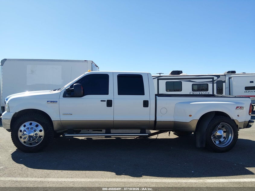 2005 Ford F-350 Lariat/Xl/Xlt VIN: 1FTWW33P15EB21567 Lot: 45580491