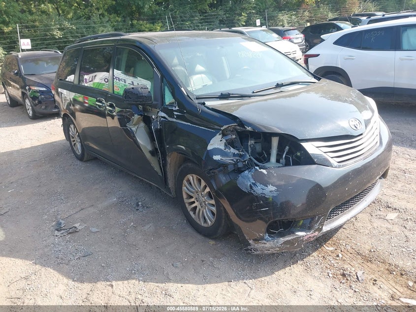 2012 Toyota Sienna