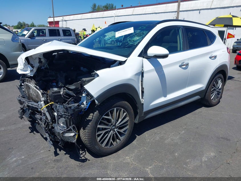 2020 HYUNDAI TUCSON auction photo 2