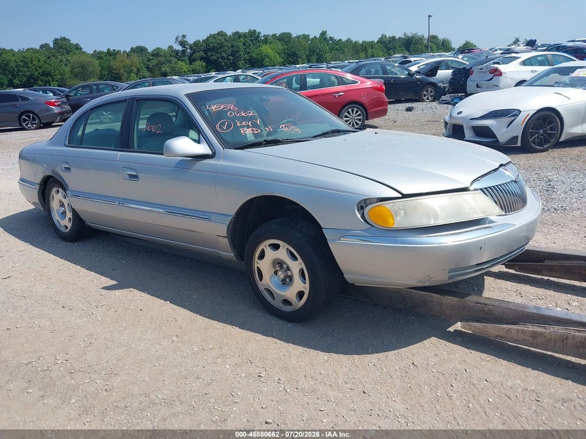 2000 Lincoln Continental