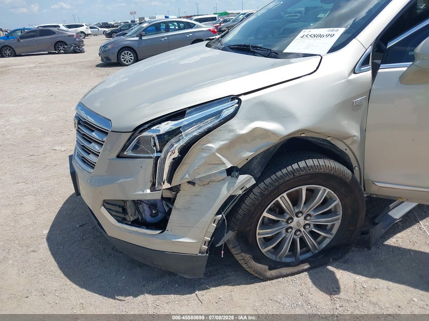 2017 CADILLAC XT5 auction photo 6