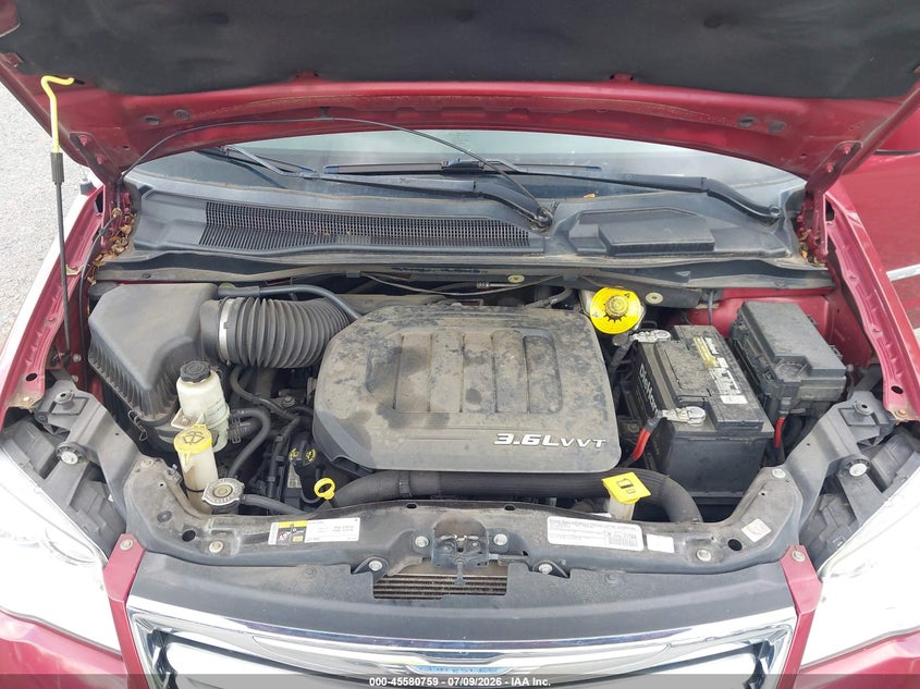 CHRYSLER TOWN & COUNTRY 2015 VIN 2C4RC1BG3FR588280