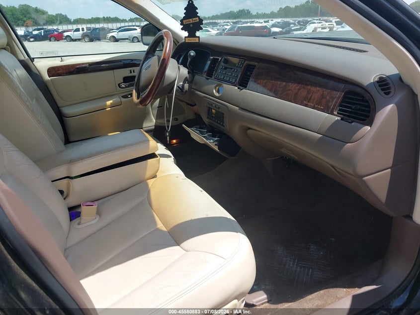 1998 LINCOLN TOWN CAR auction photo 5