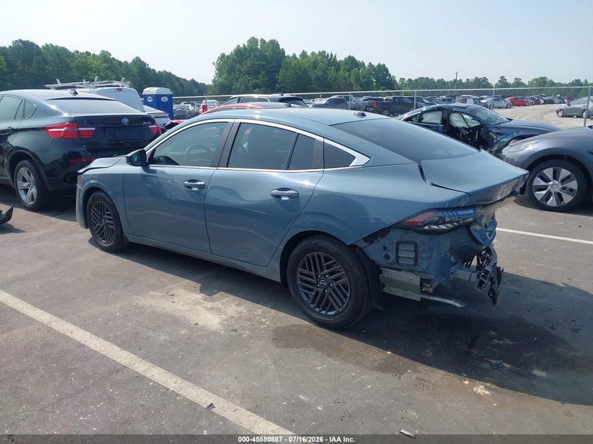 2026 NISSAN SENTRA auction photo 3