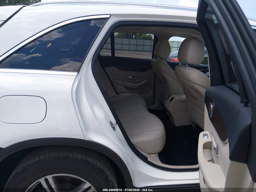2022 Mercedes-Benz Glc 300 4Matic Suv VIN: W1N0G8EB8NV379840 Lot: 45580910