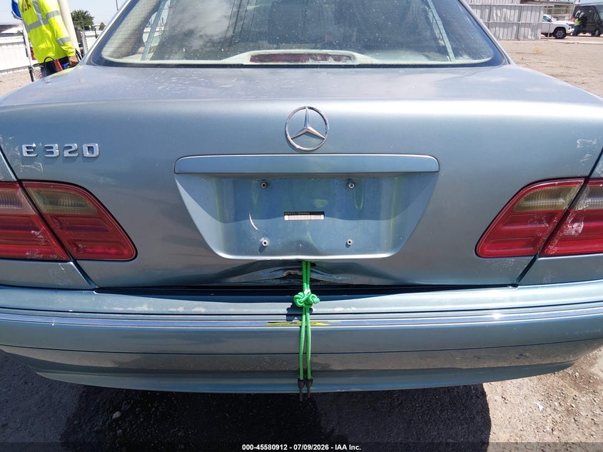 2002 Mercedes-Benz E 320 Special Edition VIN: WDBJF65J12B484466 Lot: 45580912