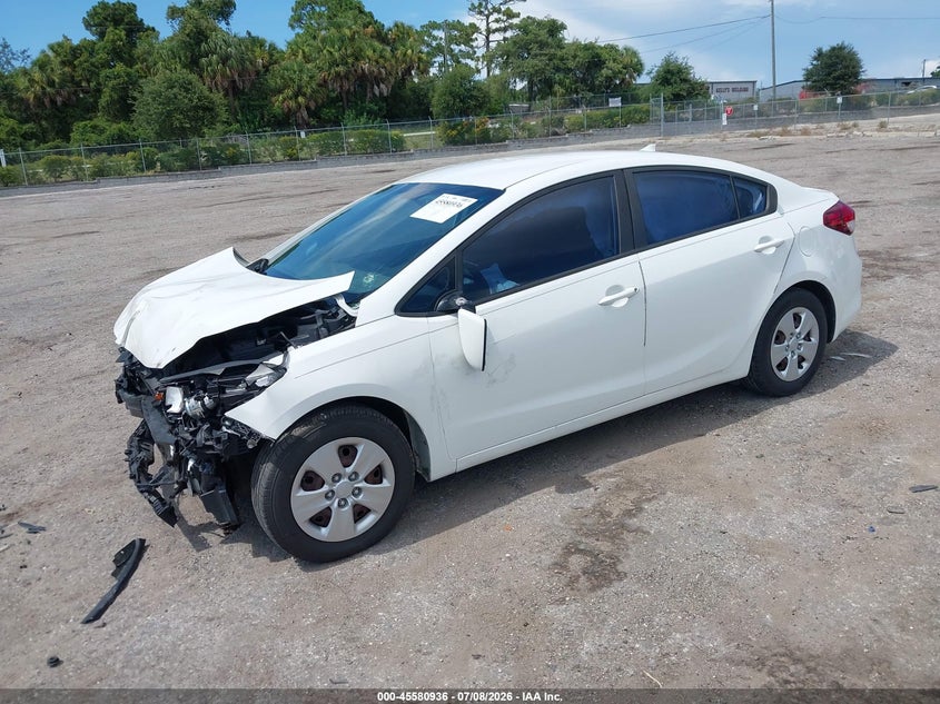 2017 KIA FORTE auction photo 2