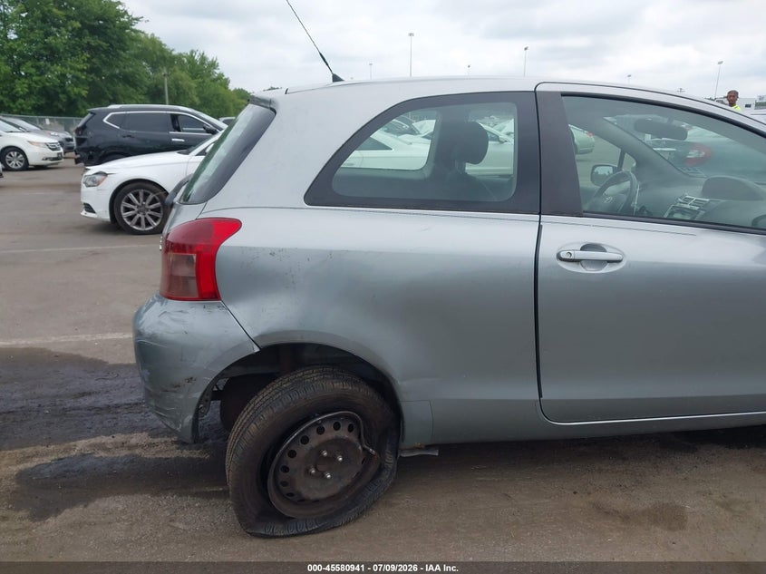 2008 Toyota Yaris VIN: JTDJT923685188190 Lot: 45580941