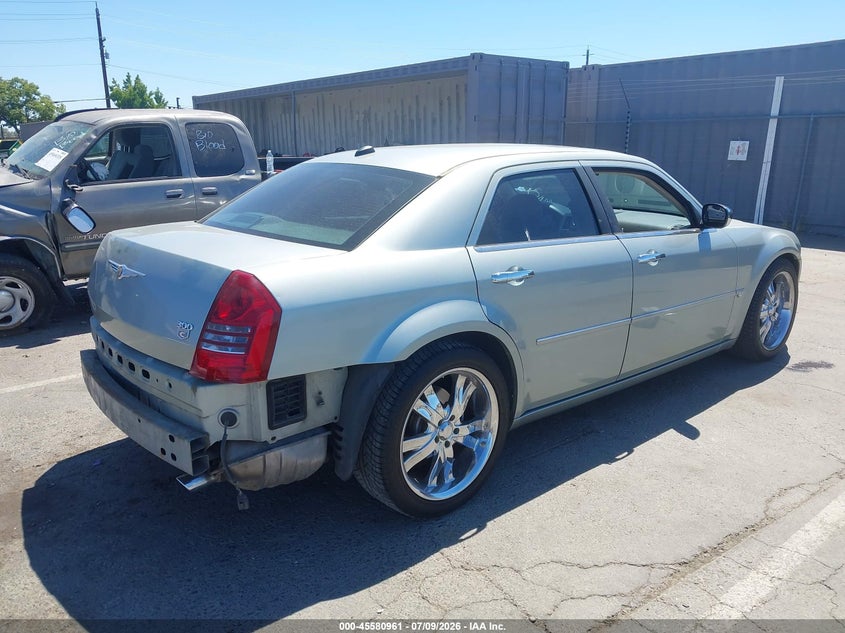 2006 CHRYSLER 300C auction photo 4