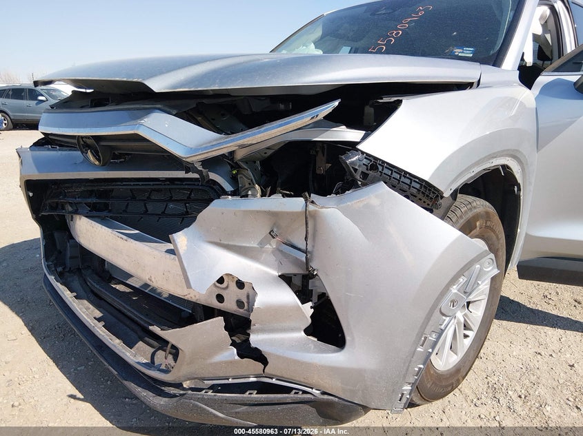 2025 TOYOTA GRAND HIGHLANDER auction photo 6