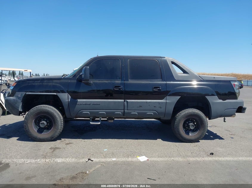 2002 Chevrolet Avalanche 2500 VIN: 3GNGK23G32G165074 Lot: 45580976