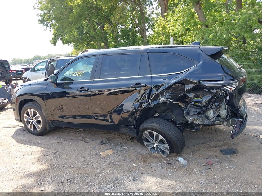 TOYOTA HIGHLANDER - zdjęcie 14