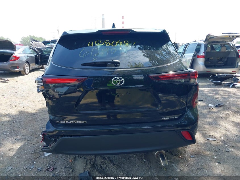 TOYOTA HIGHLANDER - zdjęcie 16