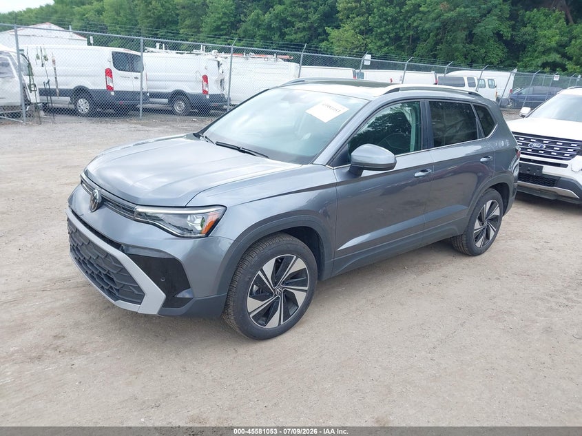 2025 VOLKSWAGEN TAOS auction photo 2