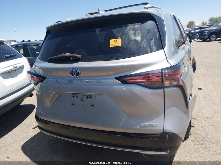 Photo 15 - TOYOTA SIENNA