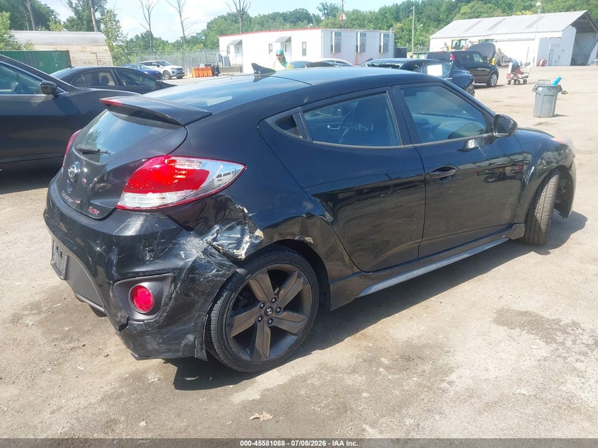 2014 HYUNDAI VELOSTER auction photo 4