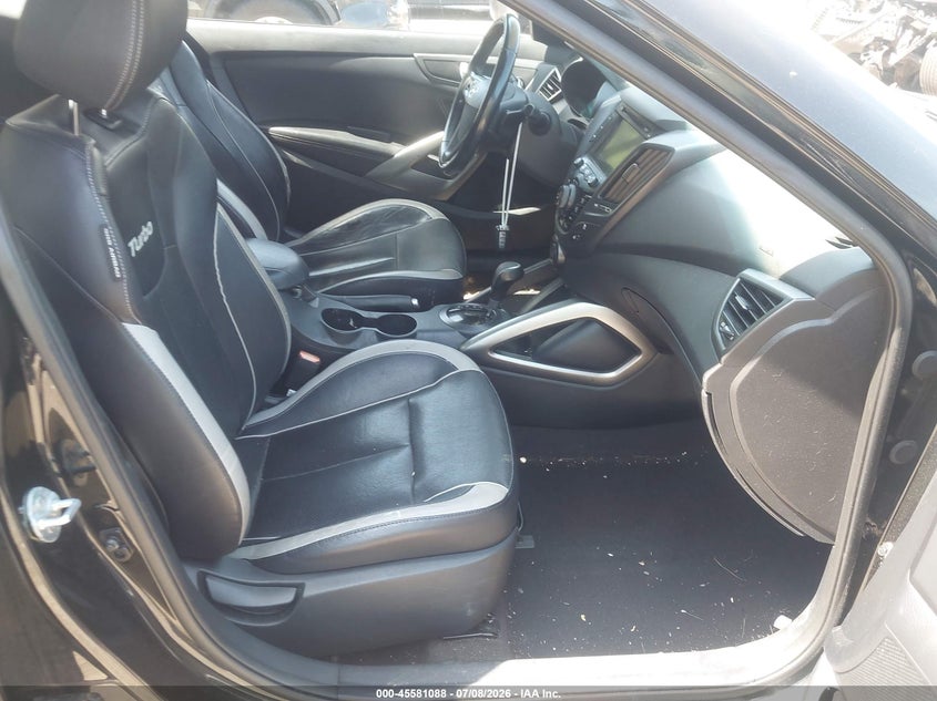 2014 HYUNDAI VELOSTER auction photo 5