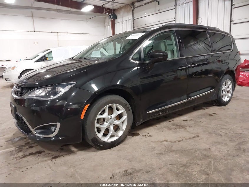 Vin: 2c4rc1egxhr652863, lot: 46079454, chrysler pacifica touring-l plus 20172