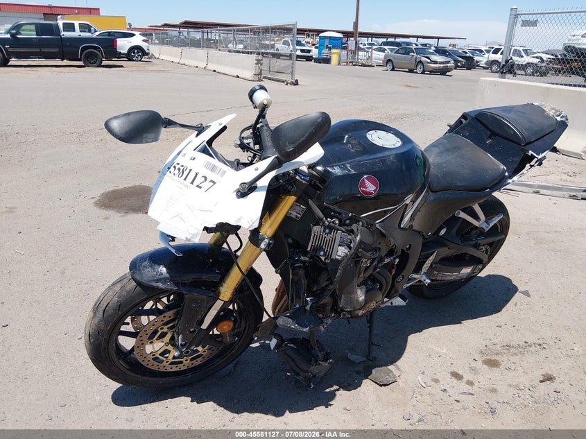2017 HONDA CBR600 auction photo 2