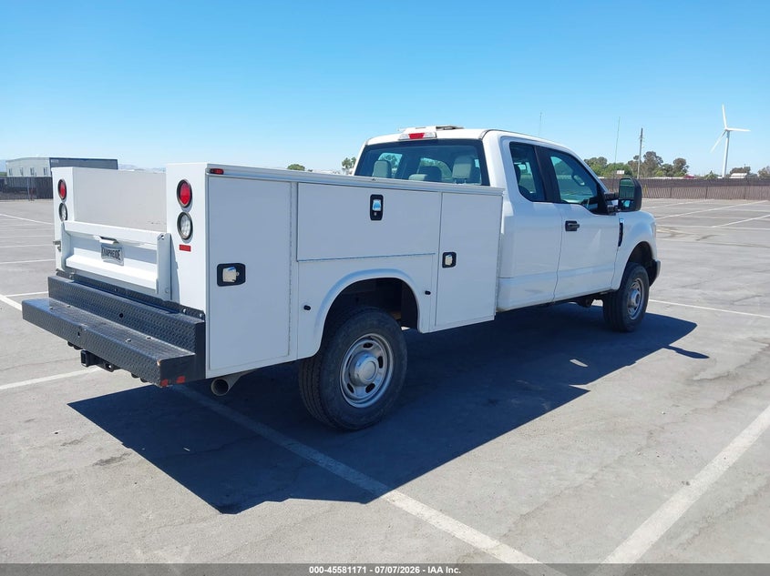 2017 FORD F-250 auction photo 4