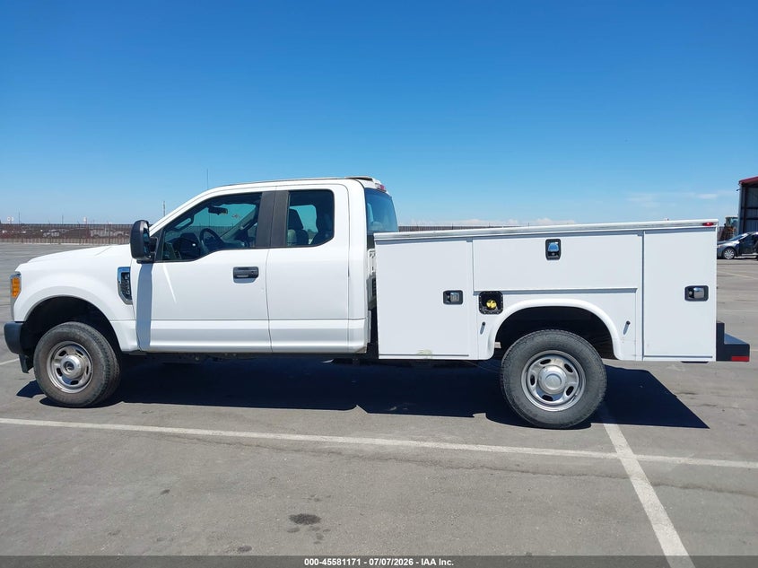 2017 FORD F-250 auction photo 6
