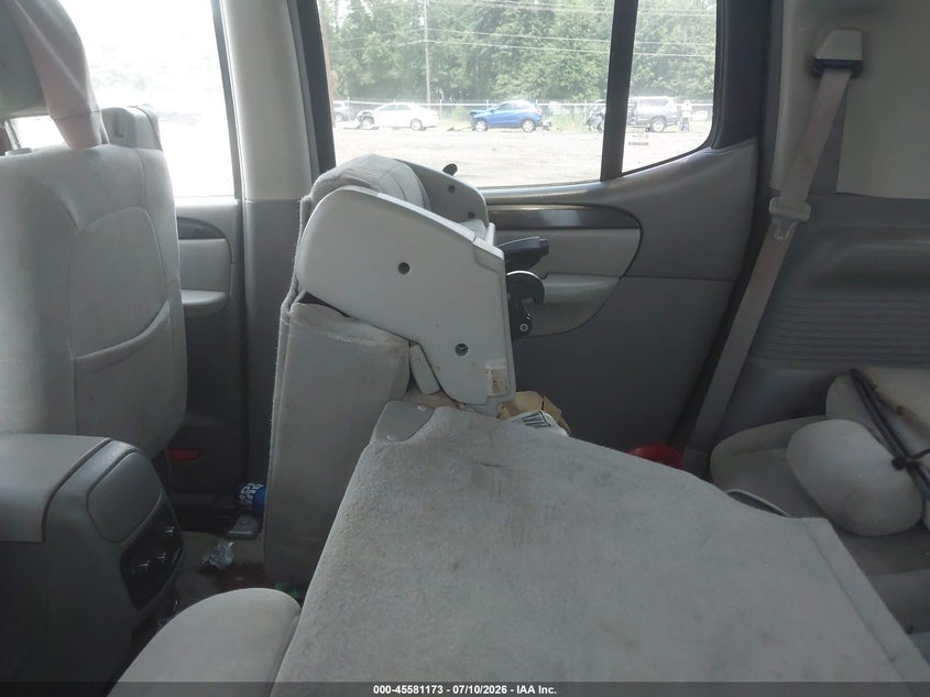 2005 GMC ENVOY XL auction photo 8