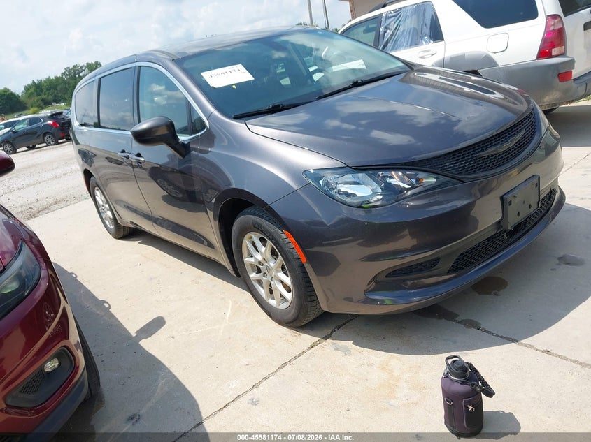 2022 CHRYSLER VOYAGER auction photo 1