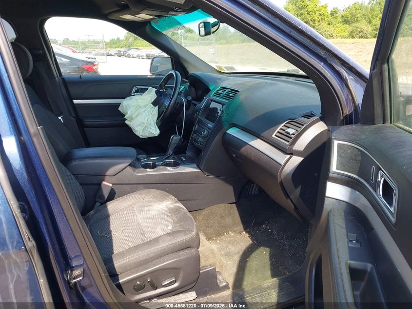 2016 FORD EXPLORER auction photo 5