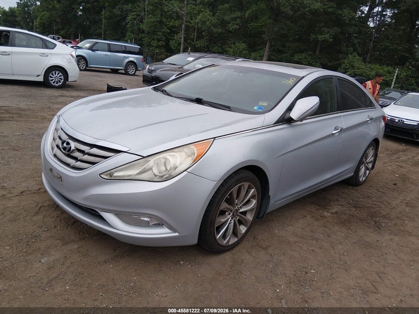 2011 HYUNDAI SONATA auction photo 2