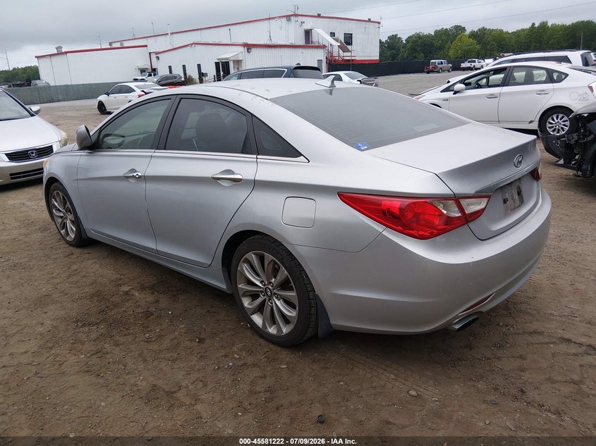 2011 HYUNDAI SONATA auction photo 3