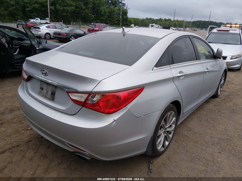 2011 HYUNDAI SONATA auction photo 4