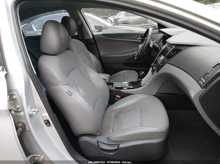2011 HYUNDAI SONATA auction photo 5