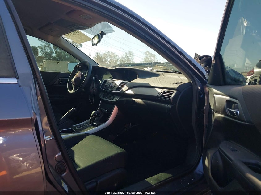 2015 HONDA ACCORD auction photo 5