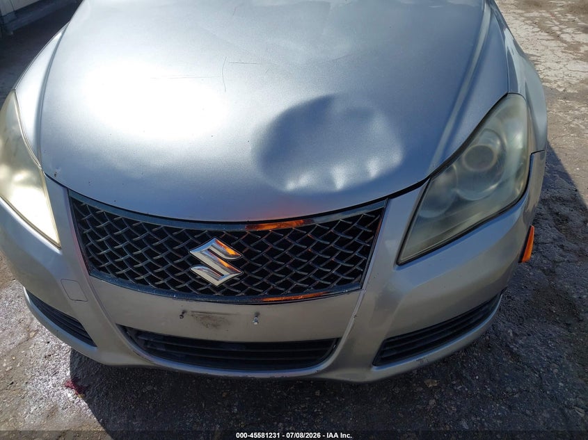 2012 SUZUKI KIZASHI auction photo 6