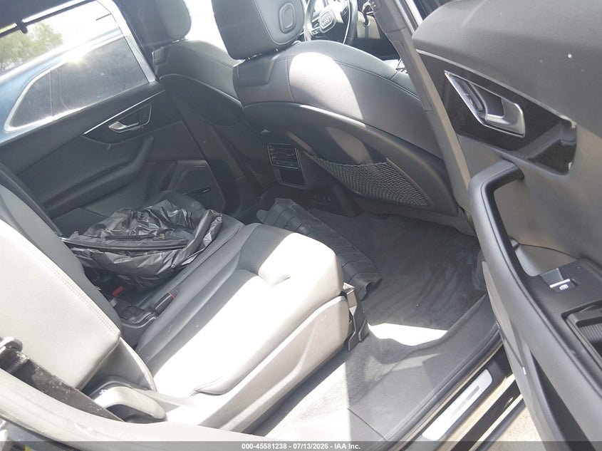 2020 AUDI Q7 auction photo 8